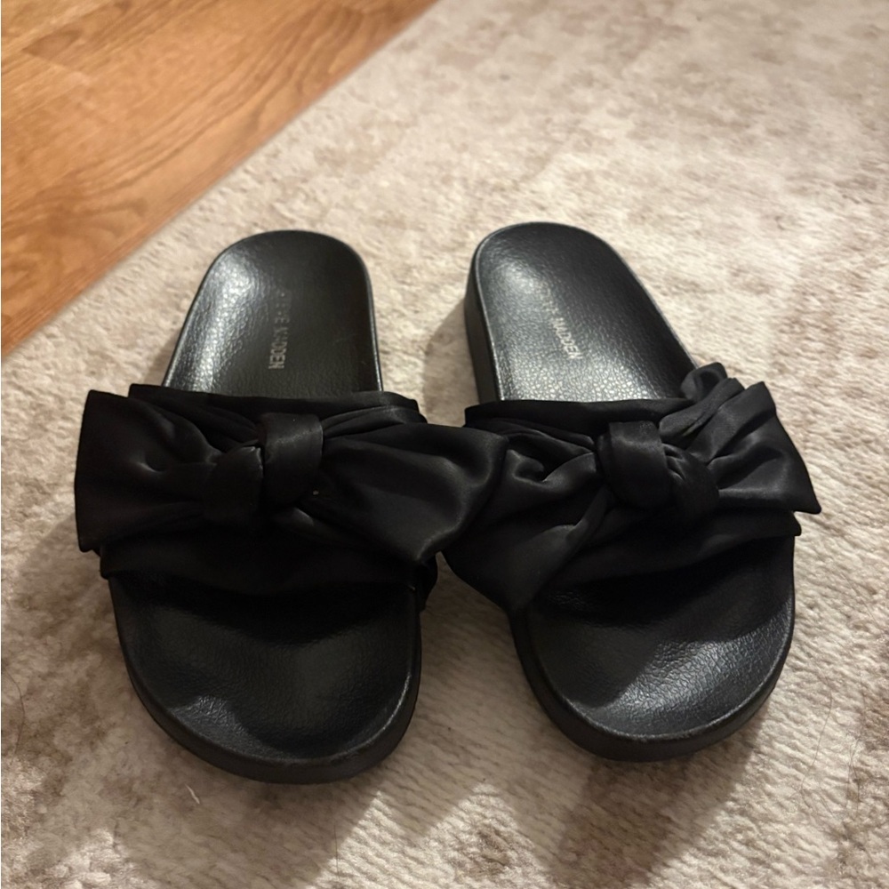 Black Bow Slide Sandals